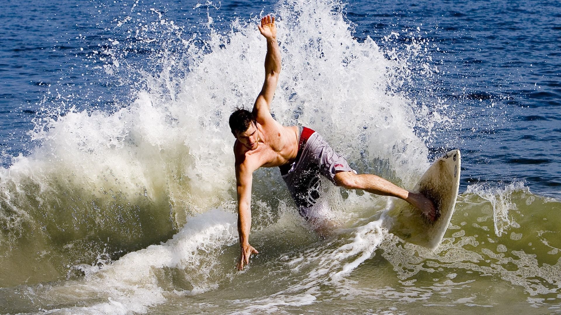 篮球世界的蝴蝶效应，当辽宁队淘汰森林狼，伦纳德如何成为跨洋关键先生