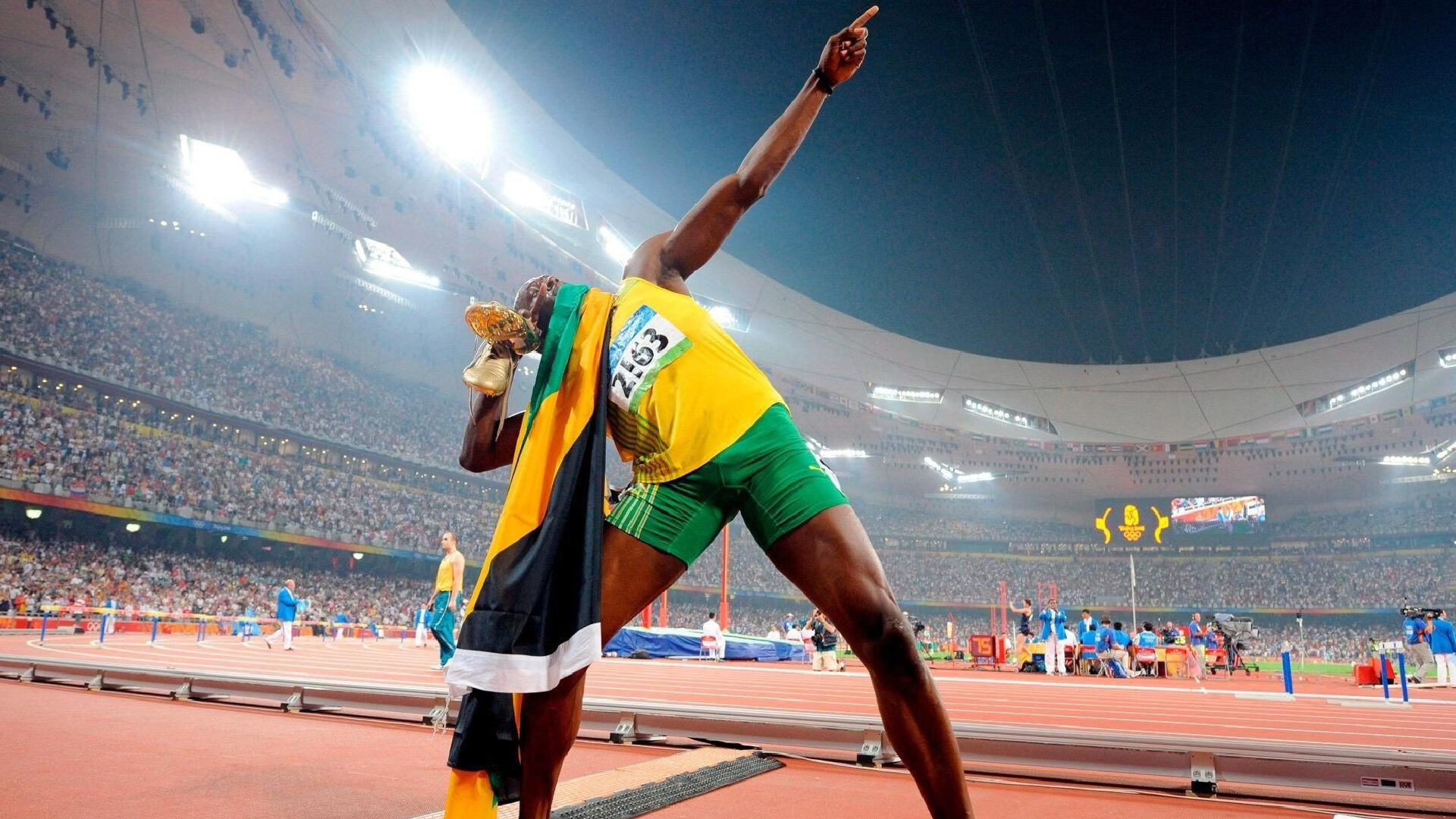 巴萨新星闪耀,马丁内利一锤定音力克葡萄牙劲旅